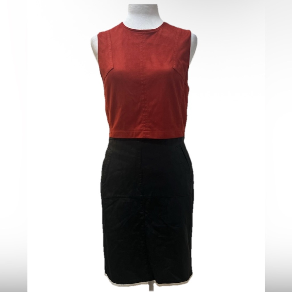EUC Forever21 Sleeveless Crop Top with Round Neck Reddish Orange M